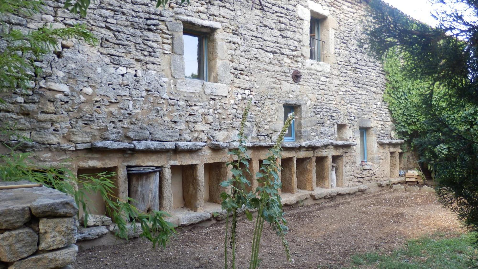 Le Mas Du Lac Uzes Exterior photo